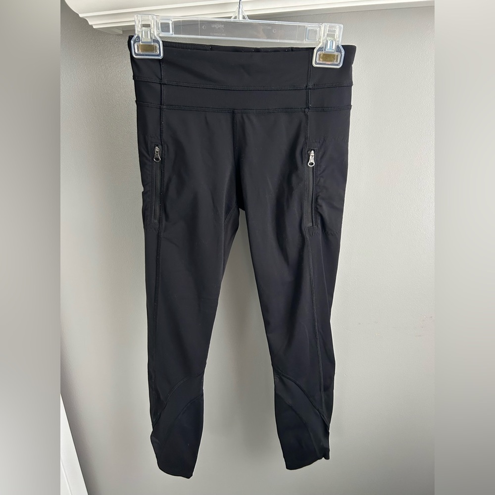 Lululemon Black Leggings, cropped, size 4